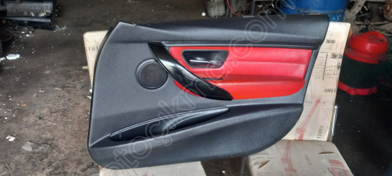 Çıkma bmw f30 sağ ön kapı döşemesi
