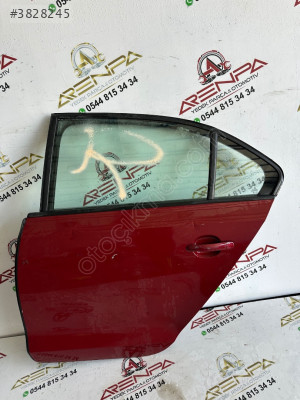 VOLKSWAGEN JETTA SOL ARKA KAPI