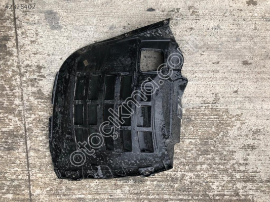 LAND ROVER DİSCOVERY TAMPON İÇ BRAKETİ