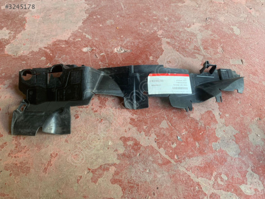 VOLKSWAGEN TIGUAN SAĞ RADYATÖR HAVA KANALI 5NA121284R