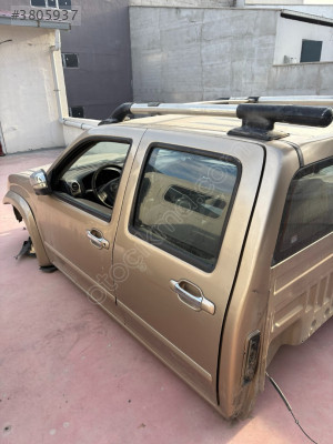 İSUZU DMAX 2010 DOLU KAPI ÇIKMA ORJİNAL