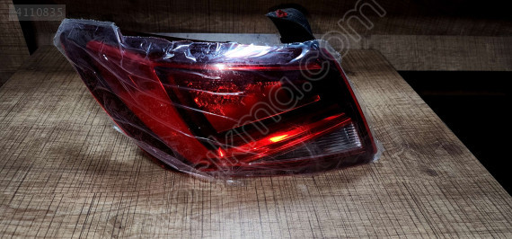 SEAT LEON SOL STOP 5F0945207 b