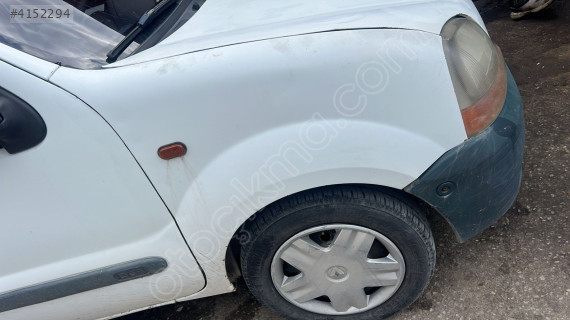 Renault Kangoo Sağ Ön Çamurluk - Oto Çıkma Parçalar