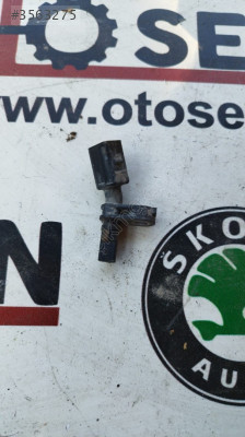 10071152733 Passat b8 ön abs sensörü