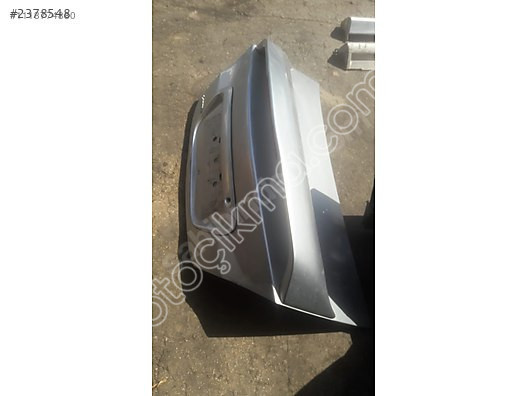 MITSUBISHI LANCER BAGAJ KAPAĞI