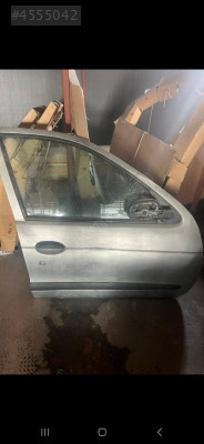 Renault Megane 1 Sağ Ön Kapı Çıkma Orjinal