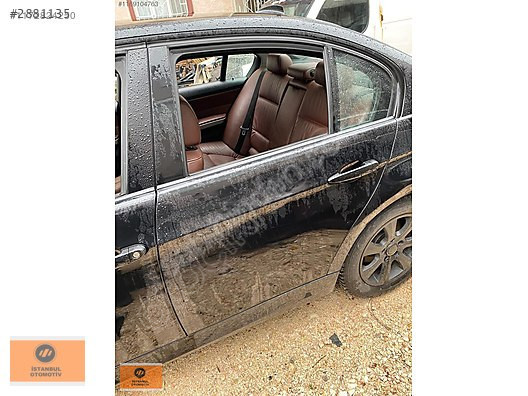 BMW E90 ORJINAL ÇIKMA SAĞ ARKA ÇAMURLUK ORJINAL ÇIKMA 