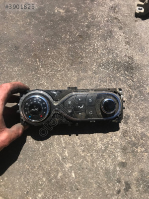 Renault Clio 4 Klima Kontrol Paneli Dijital