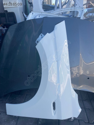 Egea sol ön çamurluk beyaz az kusurlu