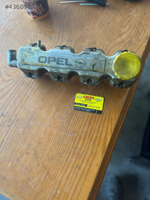 Corsa b 1.6 8 valf külbirötör kapağı