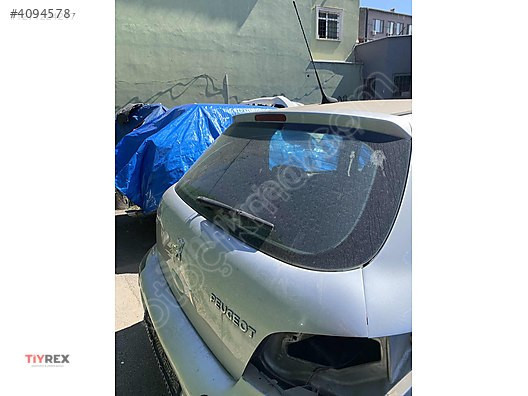 PEUGEOT 307 BAGAJ KAPAĞI DOLU SÖKME HATASIZ