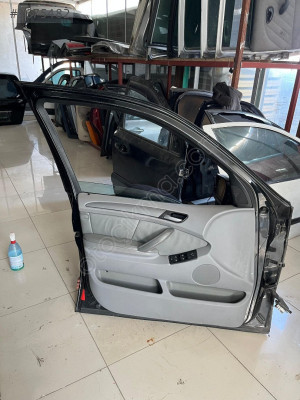 BMW X5 E53 sol ön kapı döşemesi