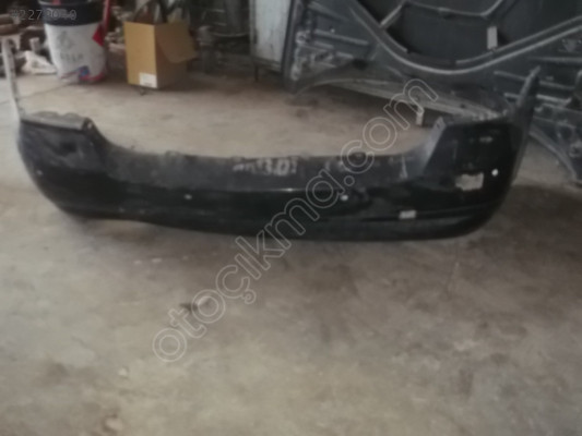 BMW E-90 3,16 ÇIKMA ARKA TAMPON
