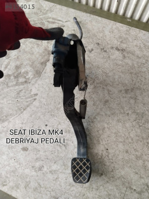 SEAT İBİZA MK4 ORJİNAL DEBRİYAJ PEDALI 6R072117B