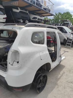 dacia duster 2022 4x2 kesme tavan arka (boş) (son fiyat)