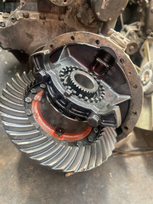 FORD CARGO ROKWELL DEFRANSİYEL 9/41