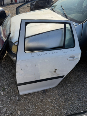 SKODA OCTAVİA SOL ARKA KAPI ÇIKMA ORJİNAL