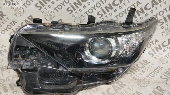 TOYOTA AURİS 2016 2017 2018 SOL ÖN FAR ÇIKMA ORJİNAL
