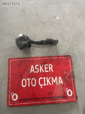 Astra k silecek kolu direksiyondaki