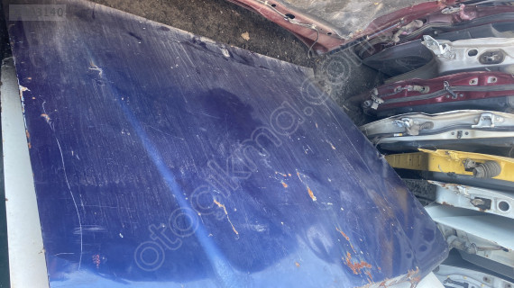 Mercedes 190 ön Kaput