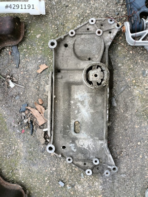 VOLKSWAGEN CADDY ÖN TRAVERS ÜÇEL OTO ÇIKMA BURSA