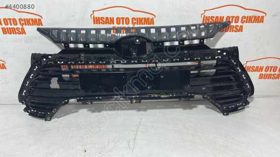 Hyundai i20 ön tampon ızgarası orijinal çıkma hatasız