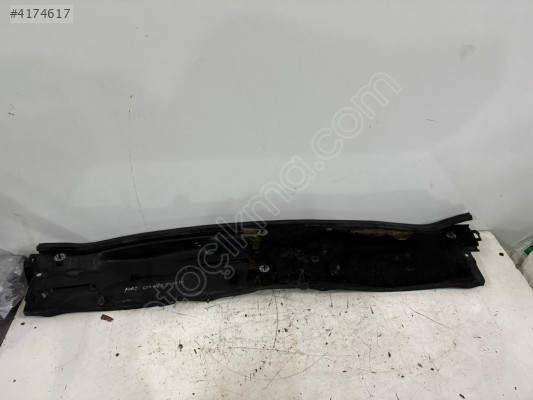 FORD CONNECT ÖN CAM IZGARA ALT BAKALİTİ