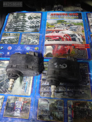 004375-47 Volkswagen Golf 3 far ayar motorları