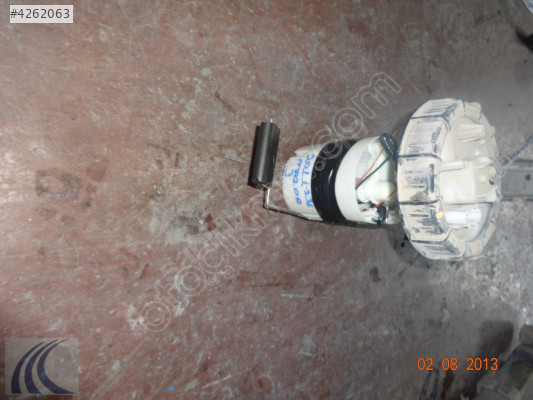 MAZDA 3 2012 ÇIKMA HASARLI BENZİN POMPASI