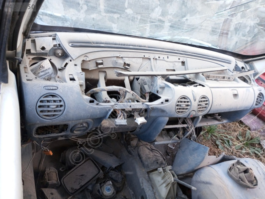 Renault Kangoo göğüs