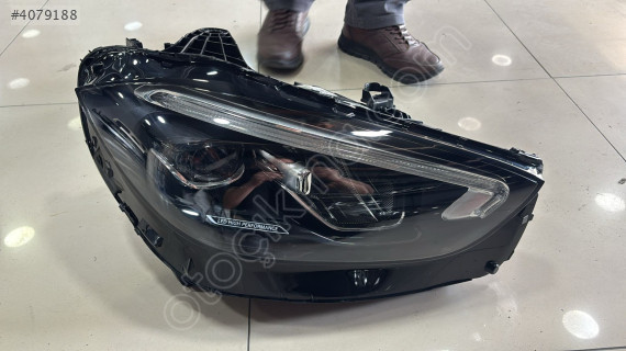 MERCEDES C SERİ W206 SAĞ FAR 2069060403