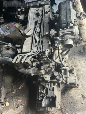Hyundai accent era. Motor
