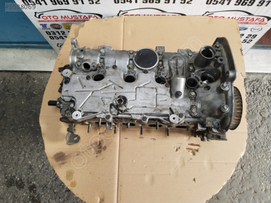 Renault Megane 2 1.6 16 v silindir kapağı