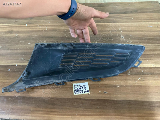 VOLKSWAGEN POLO ÖN TAMPON SİS FAR ÇERÇEVESİ SAĞ 2012-2015 MODEL