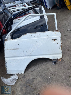 OTO CEM'DEN ÇIKMA MİTSUBİSHİ L300 SOL ÖN KAPI