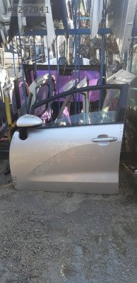 KİA RİO SOL ÖN KAPI ORJİNAL ÇIKMA DOLU