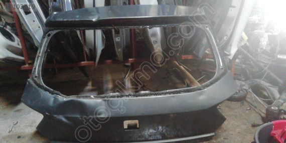 Seat ibiza bagaj kapağı çıkma