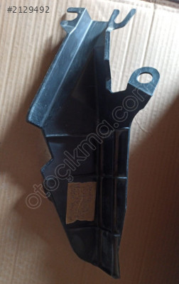 MERCEDES 202 SOL ÖN ALT SÜRÜCÜ AYAK DAYANA TRİM  2029760260
