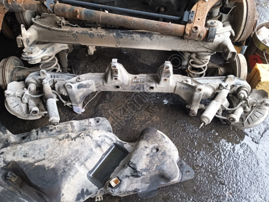 Hyundai h100 arka dingil