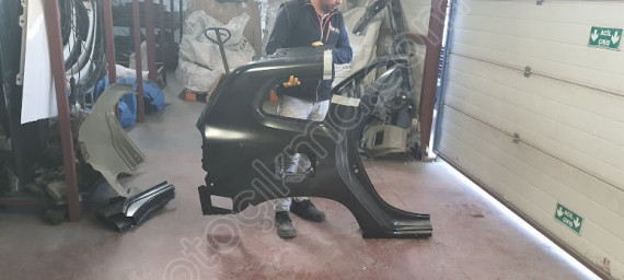 dacia duster 19/22 arka camuruk sefalılar oto cıkma