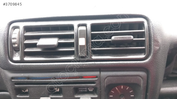 OPEL VECTRA A ORTA ÜFLEME IZGARASI.OTO ERKAN ÜNYE