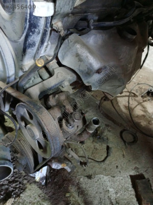 Mazda 323 direksiyon pompası