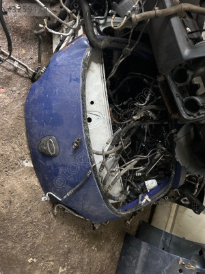 Ford k bagaj kapağı