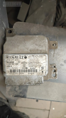8200 277 317 0 285 001 537 RENAULT CLİO İÇİN AİRBAG BEYNİ