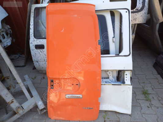 FIAT DOBLO SAĞ ARKA BAGAJ KAPAĞI