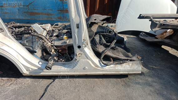honda jazz sağ marşpiyel