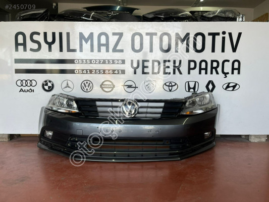 VOLKSWAGEN JETTA ÖN TAMPON ORJİNAL DOLU FARLARLA BİRLİKTE