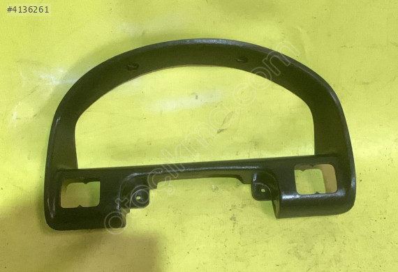 mazda 323 gösterge çerçevesi