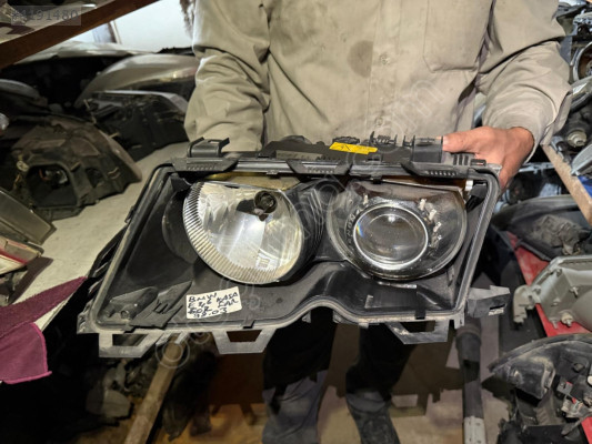 BMW 3 SERİSİ SOL FAR , BMW E46 SOL FAR MERCEKLİ ÇIKMA CAMI YOK