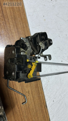 2004-2007 HYUNDAİ ERA SAĞ ARKA KAPI KİLİDİ ORJ ÇIKMA